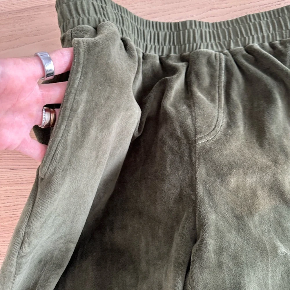 Suzie Kondi unisex velour dunmore Green Joggers for men and women size small - Picture 3 of 5